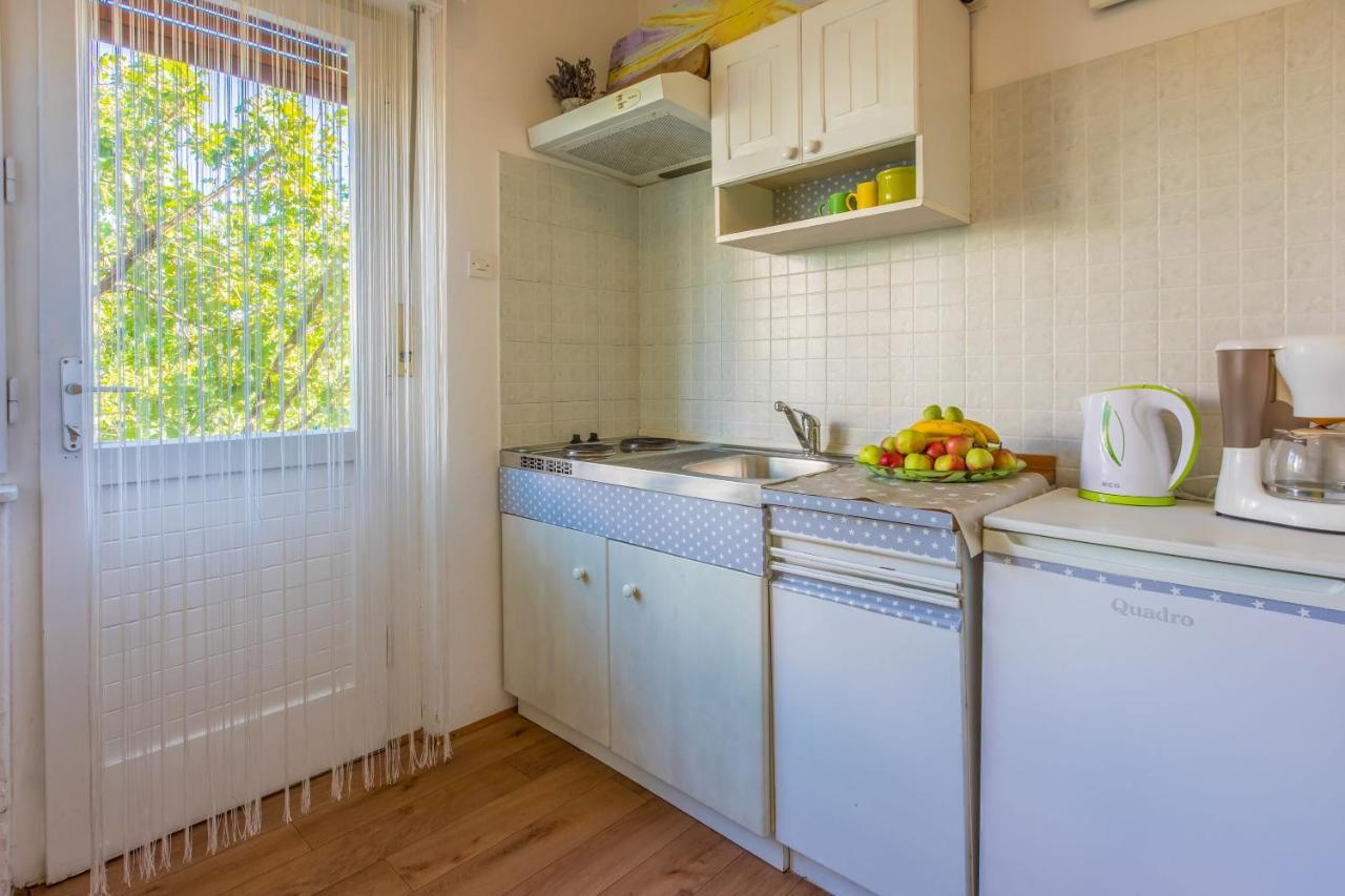 Apartments Marmar Crikvenica Ngoại thất bức ảnh