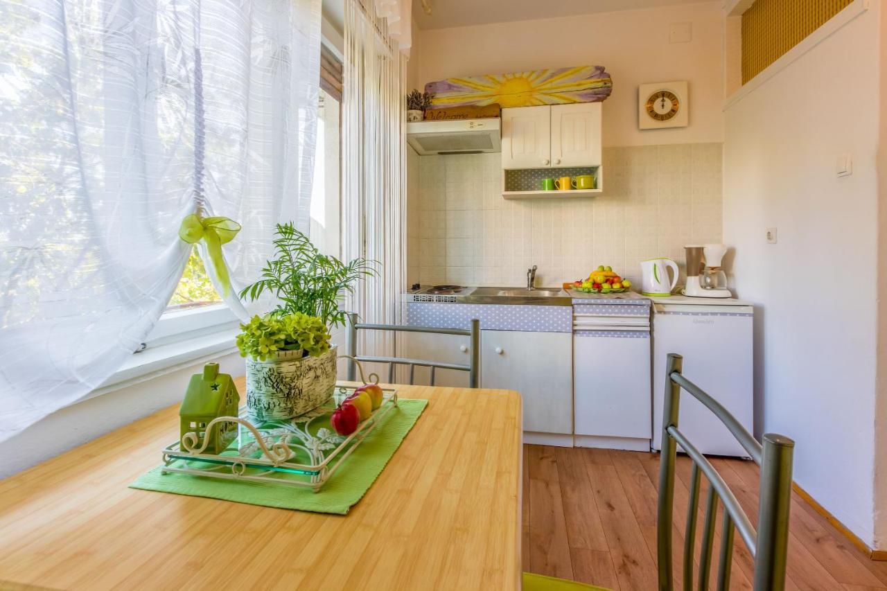 Apartments Marmar Crikvenica Ngoại thất bức ảnh